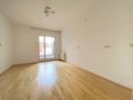 Schlafen Nord - Dachgeschosswohnung mit Altbau Charakter und kleiner Terrasse im Zentrum