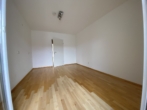 Schlafen Nord - Dachgeschosswohnung mit Altbau Charakter und kleiner Terrasse im Zentrum