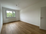 Schlafzimmer Nord - Renovierte 3-Zimmer-Wohnung im 3. Stock