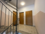 Im Treppenhaus - Renovierte 3-Zimmer-Wohnung im 3. Stock