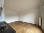 Wohn-Küche - Renovierte 3-Zimmer-Wohnung im 3. Stock