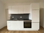 Einbauküche - Renovierte 3-Zimmer-Wohnung im 3. Stock