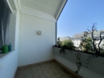Loggia - Wohn(t)raum zum Gestalten: 2-Zimmer-Wohnung mit Westloggia und Blick über die Stadt
