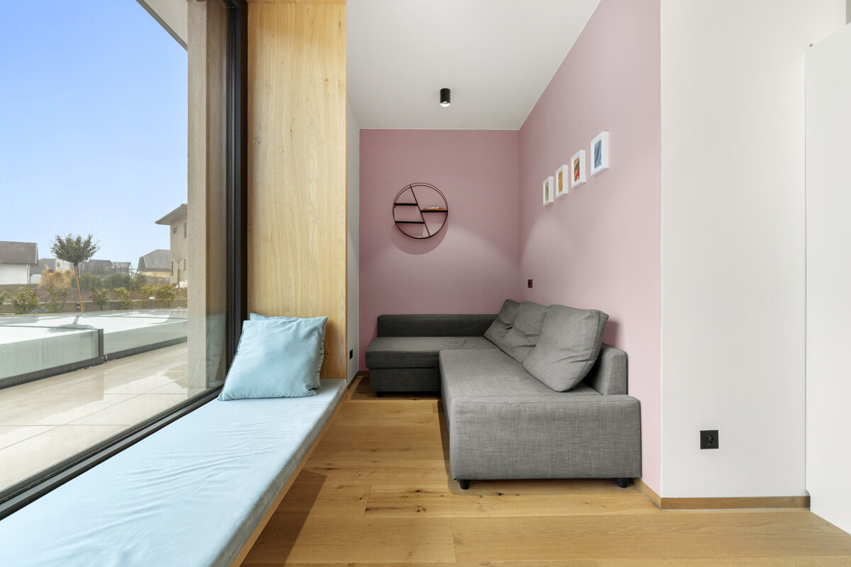 Gästezimmer, Büro EG