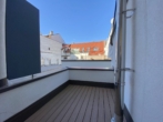 Loggia und Balkon - Altbauwohnung im Zentrum, hochwertig saniert