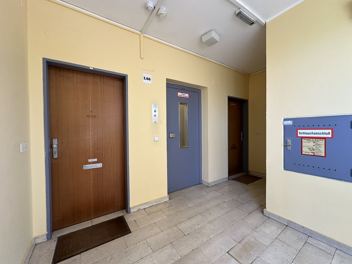 Vor der Wohnung