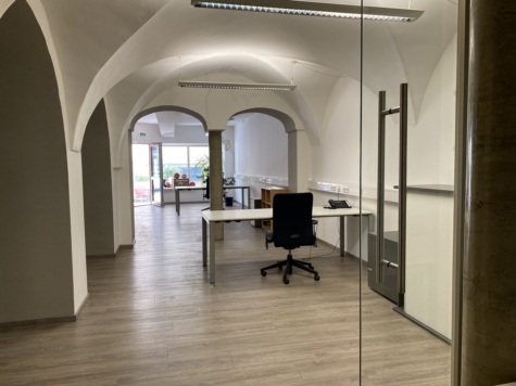 Altbau Büro / Praxis mit Stil und Charme im Zentrum, 9020 Klagenfurt am Wörthersee, Bürofläche