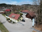 Kleine Lagerhalle , Flugdach und Freilagerfläche, verkehrsgünstige Lage Nähe Klagenfurt - Zufahrt