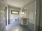 Dusche neben Terrasse - Seehaus zur Dauermiete – privater Steg & Garten, direkt am Ossiacher See