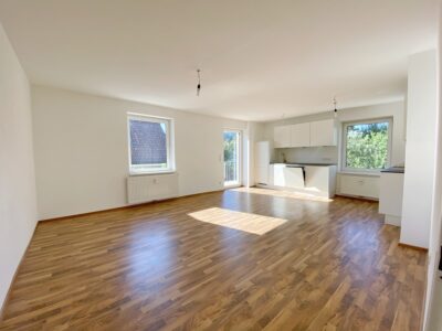 Ruhige und helle Eigentumswohnung in Krumpendorf, 300 m zum See, 9201 Krumpendorf am Wörthersee, Etagenwohnung
