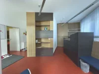 Onl3_Emfpangsbereich beim Eingang