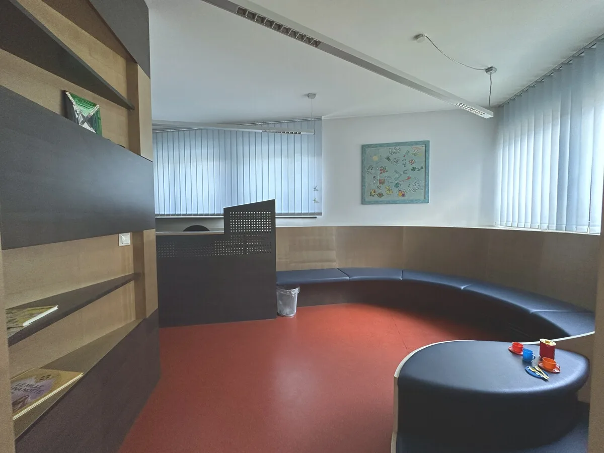 Onl5_Behandlungszimmer