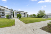 Im Innenhof - Helle Wohnung im 2. Stock mit Loggia und Grünblick