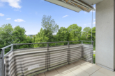 Loggia, Balkon - Helle Wohnung im 2. Stock mit Loggia und Grünblick